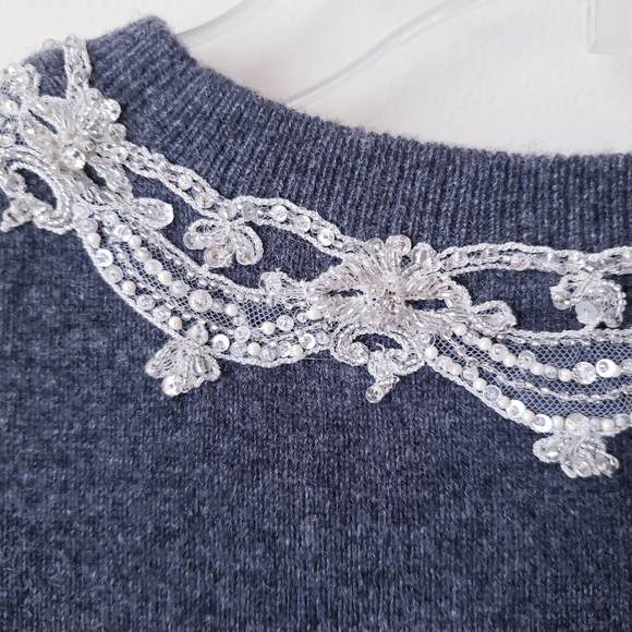 Cashmere Boutique Gray Crewneck Sweater - Picture 9 of 13